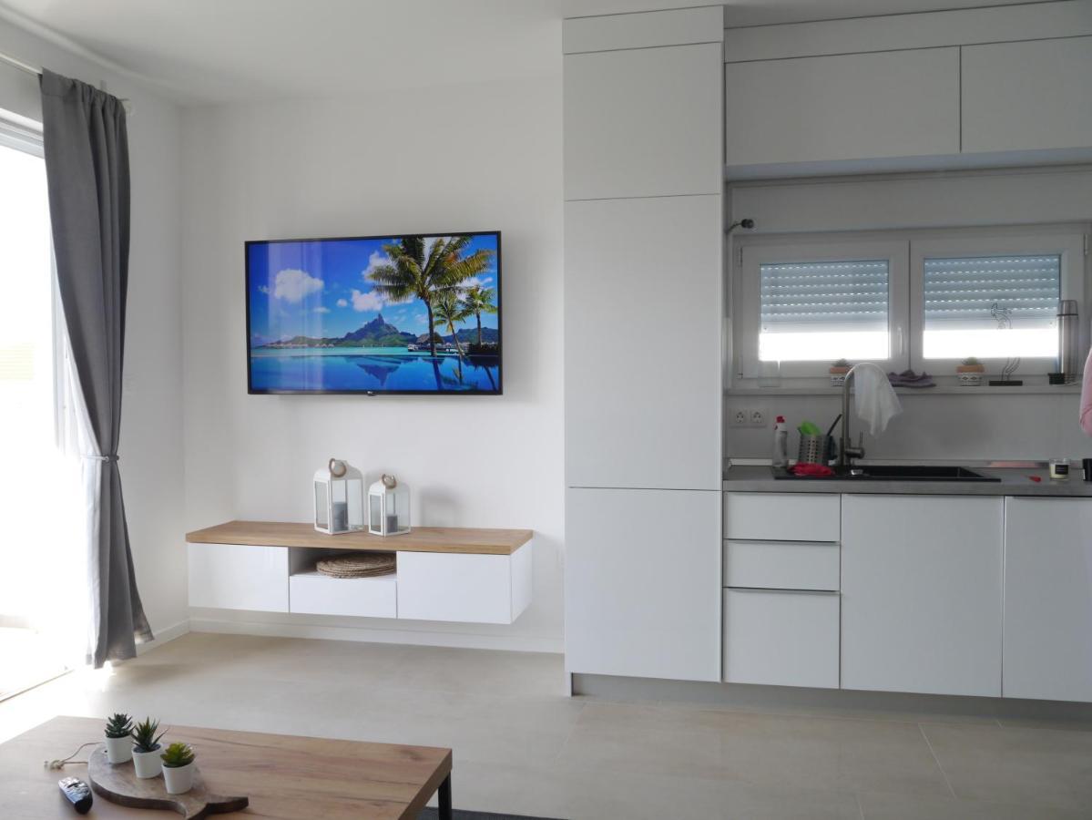 Appartement Nova Excellence à Novalja Extérieur photo