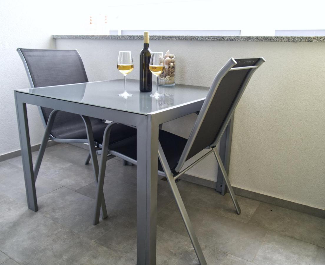Appartement Nova Excellence à Novalja Extérieur photo